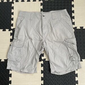 men’s Calvin Klein shorts gray shorts size 36